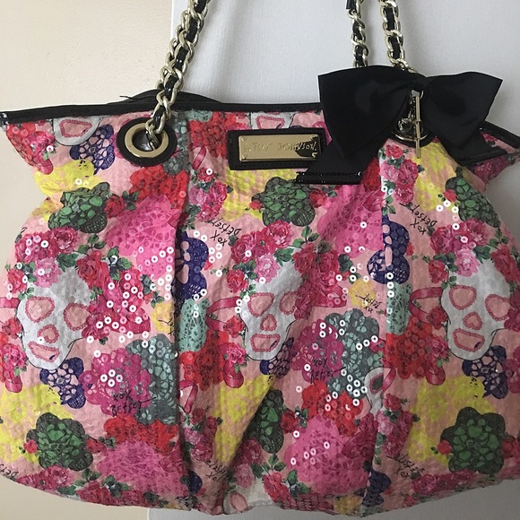 Betsey Johnson Handbags - Betsey Johnson sequin 💀 Skulls 💕 bow handbag